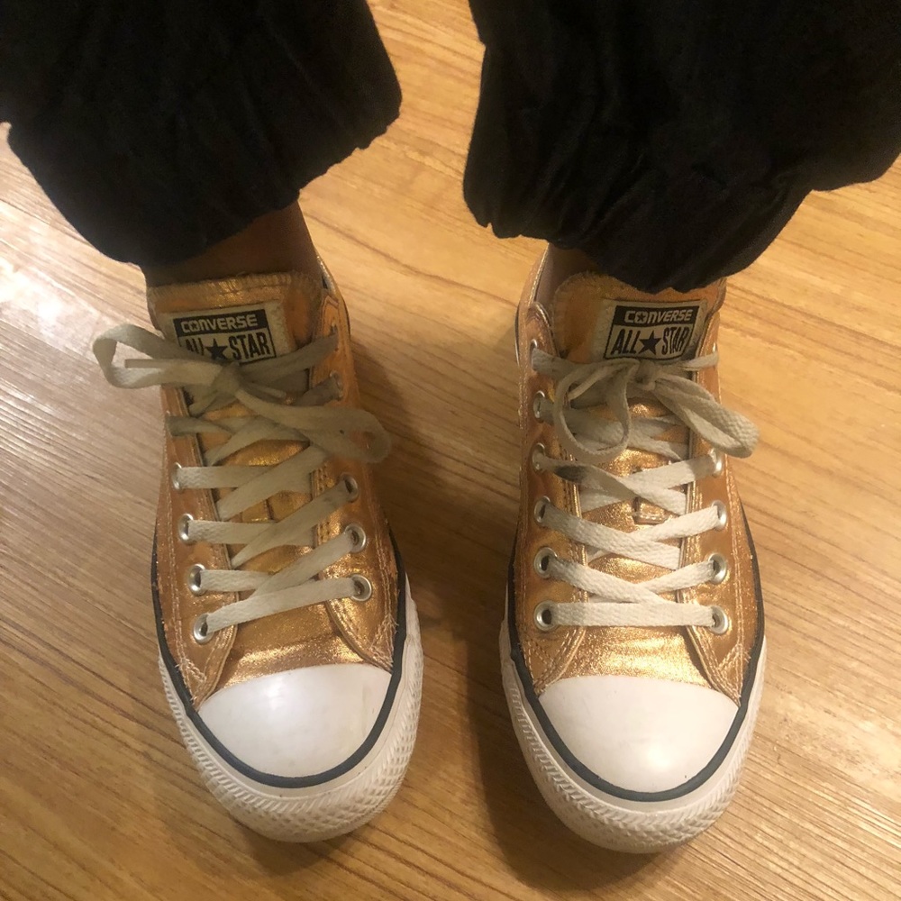 Penny Copper Low Converses!